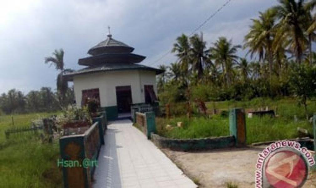 Makam Syekh Abdurrahman Siddiq Butuh Perhatian
