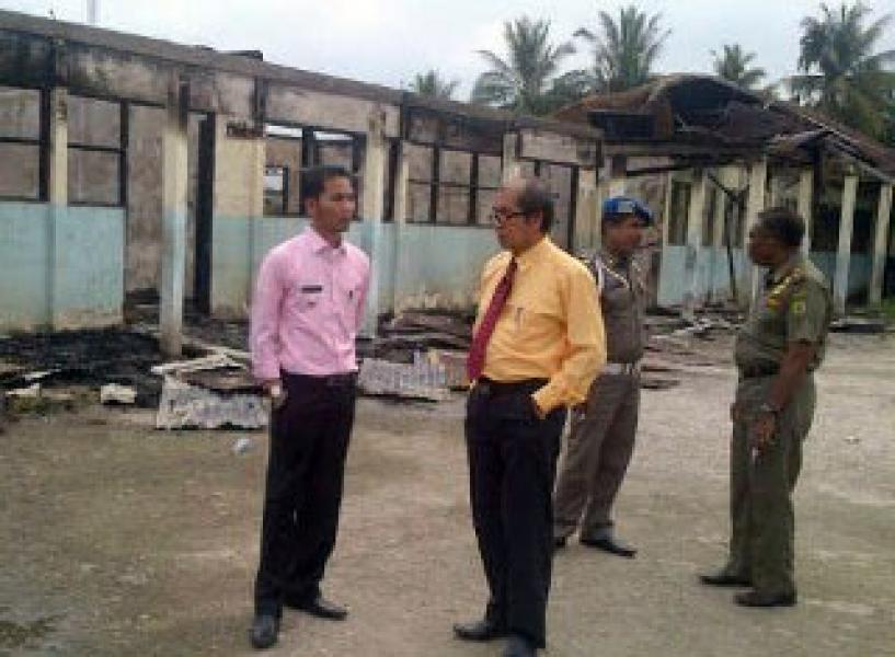 Pasca Kebakaran, Wabup Erianda Tinjau SMPN 2 Bangko