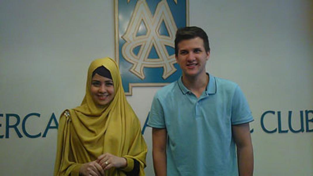 Risty Tagor Resmi Jadi Istri Stuart Collin