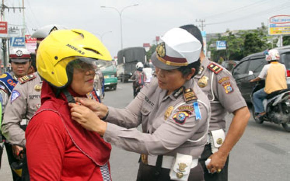 Sat Lantas Gelar Road Show Edukasi di Parkiran Ramayana Panam