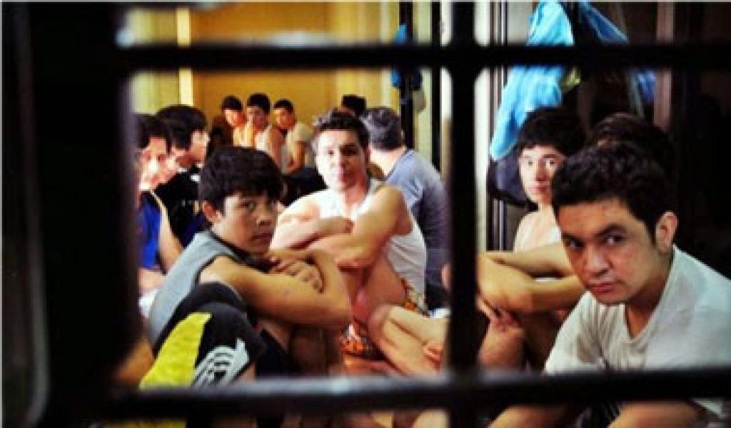 Tindak Tegas Oknum yang Bermain Mengeluarkan KTP untuk Imigran Iran