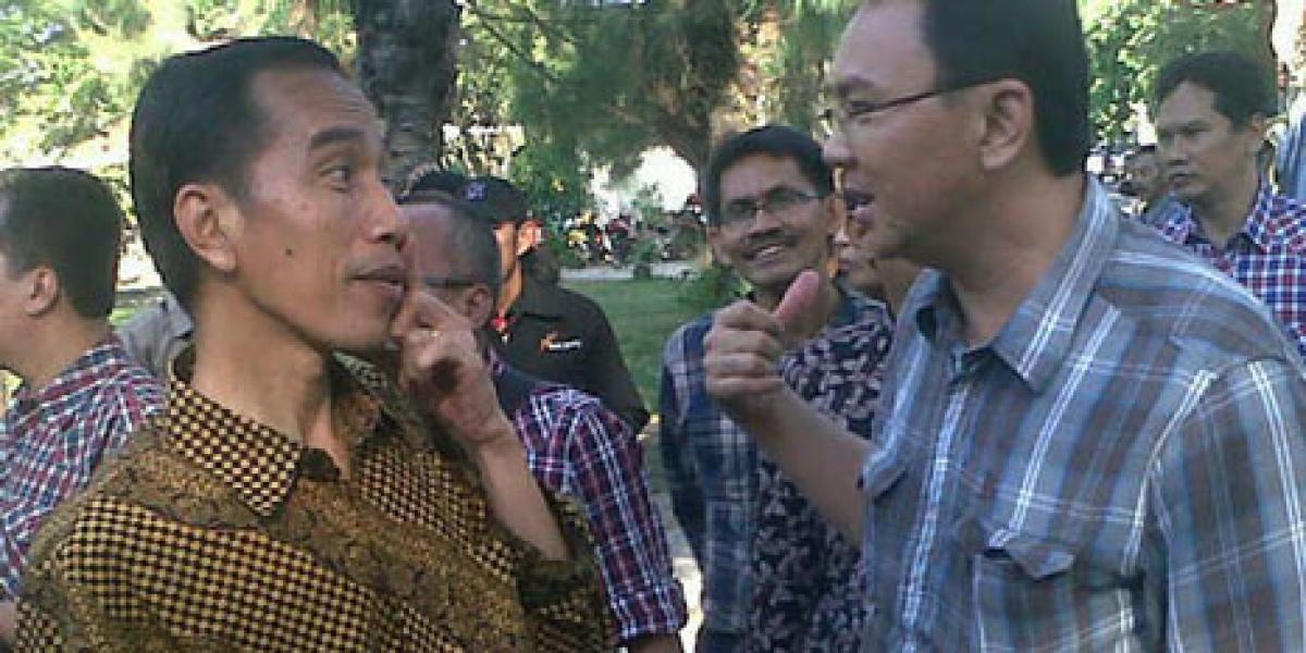 Ahok Diserang Kasus Reklamasi, Jokowi Tertawa