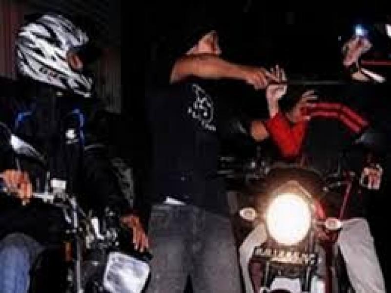 Begal Bersenjata Tajam di Pekanbaru Rampas Motor, Uang dan Hanphone Korban