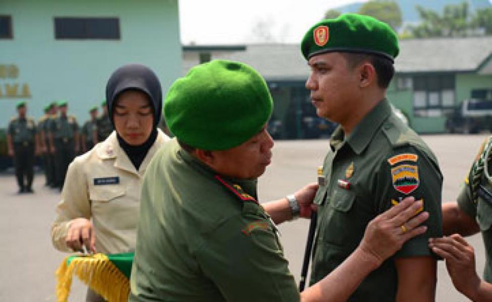 Danrem 031/Wirabima Pimpin Upacara Kenaikan Pangkat 71 Bintara/Tamtama