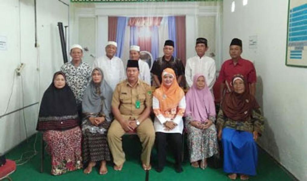 Kepala Puskermas Panipahan Sampaikan Materi Kesehatan JCH