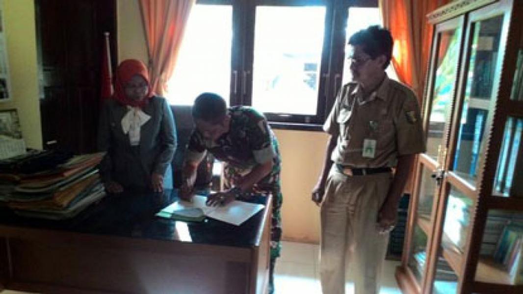 Koramil 08/Kuantan Mudik Jalin MoU Dengan SMPN 1 dan SMPN 3 Kuantan Mudik