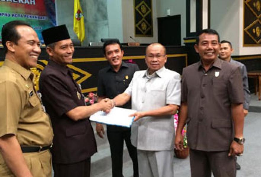Pembuatan KTP dan Akte Gratis, Terlambat Tetap di Denda