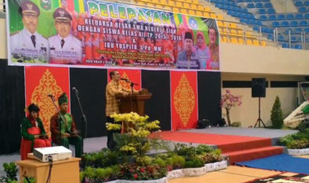 Sempena Pelepasan Siswa Kelas XII SMAN 1 Siak TP 2015/2016