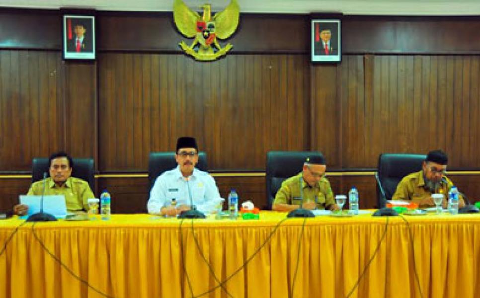Wabup Inhu Himbau SKPD Serahkan RUP
