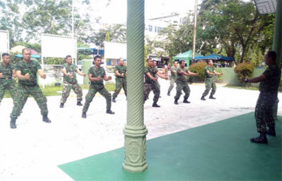Anggota Koramil 10/Perawang Laksanakan Minggu Militer