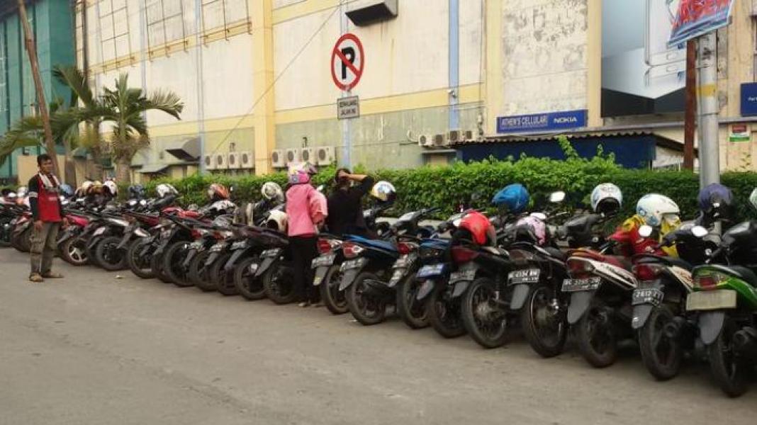 Belakang MP Tarif Parkir Sepeda Motor Rp2000, DPRD Ingatkan Warga Jangan Mau Bayar