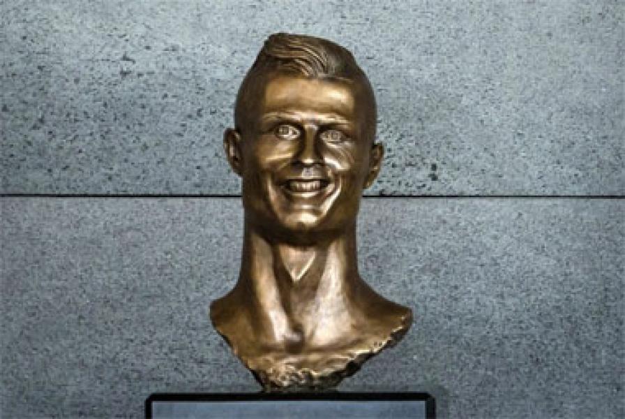 Cetak 100 Gol, Ronaldo Ukir Sejarah di Liga Champions