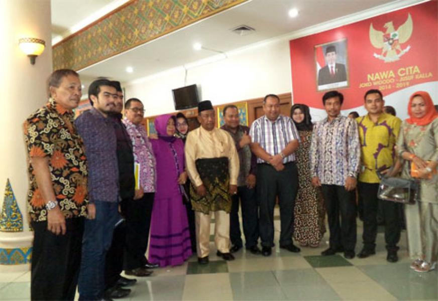Dua Cawagubri Sampaikan Program Kerja di Paripurna DPRD Riau