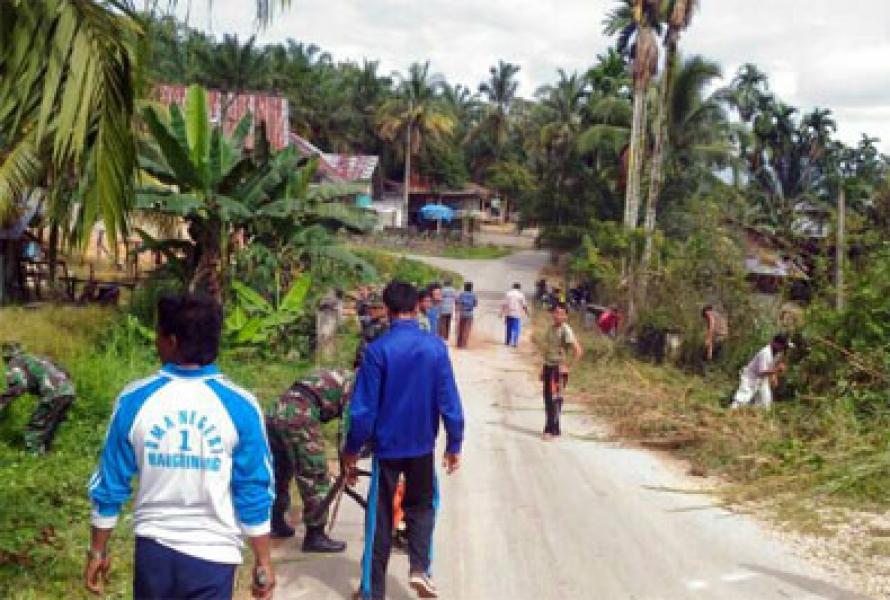 Koramil 12/XIII Koto Kampar Laksanakan Karya Bhakti