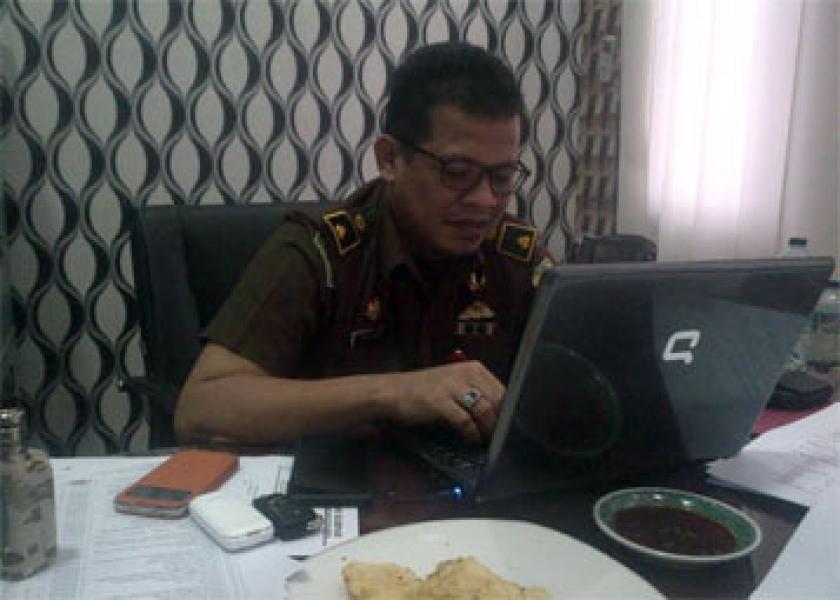 Ostar Al Pansri Sebut Bakal Ada Tersangka Baru Kasus Pengadaan Meubiler Disdik Kampar