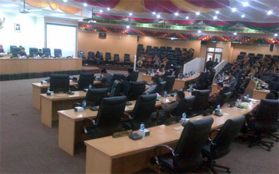 Rekomendasi Dan Catatan DPRD Atas LKPJ 2016 Untuk Perbaikan Kinerja