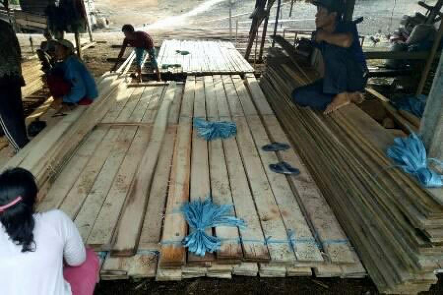 Satreskrim Polres Inhil Amankan Pengelola Sawnmil Ilog Berikut BB