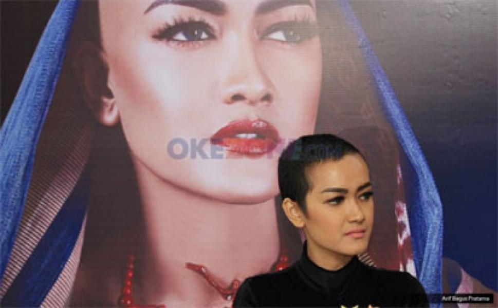 Tak Bisa Bicara, Kondisi Julia Perez Terus Menurun