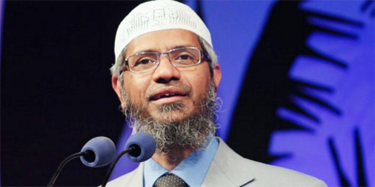 Zakir Naik Jelaskan Makna Aulia dalam Surah Al-Maidah 51
