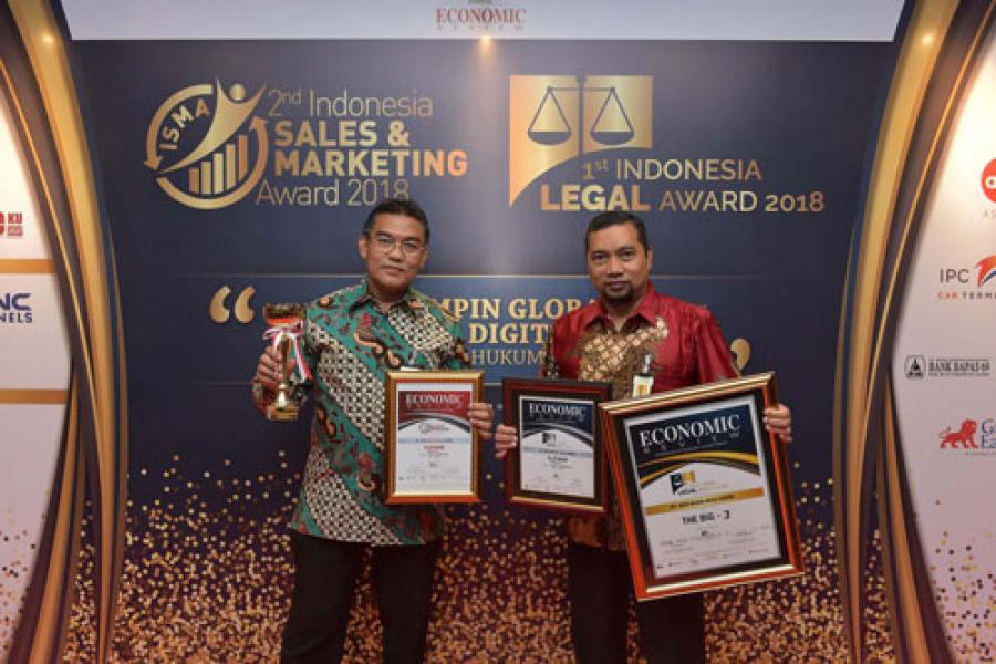 Bank Riau Kepri Raih Peringkat Pertama Indonesia Sales Marketing Award & Indonesia Legal Award 2018