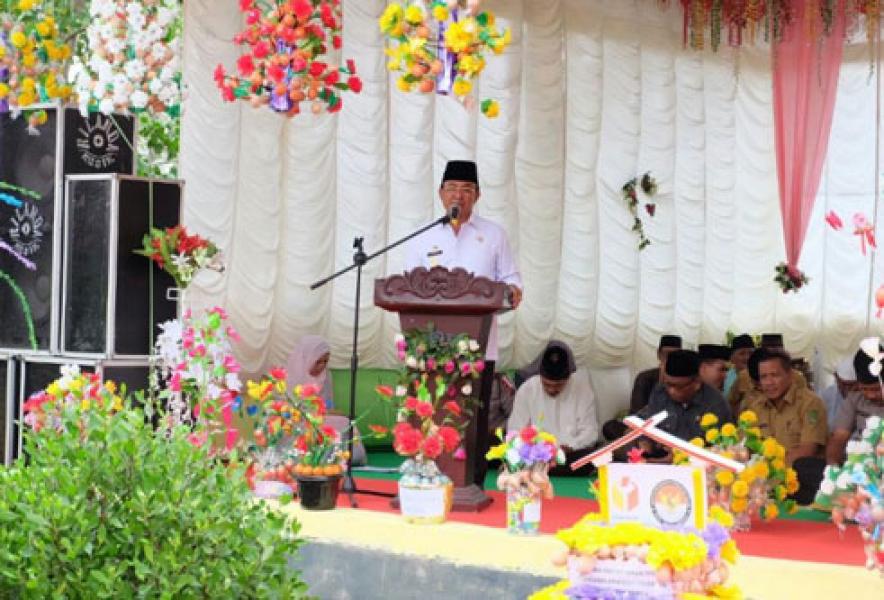 Bupati Wardan Hadiri Gerakan Seribu Telur Di Kecamatan Tanah Merah