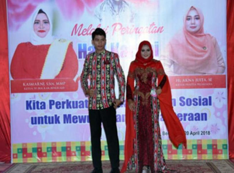 DWP Bengkalis Kembali Sabet Juara Satu Lomba Desain Batik Peringatan Hari Kartini 2018