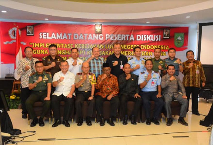 Diskusi Implementasi Kebijakan Luar Negeri Indonesia