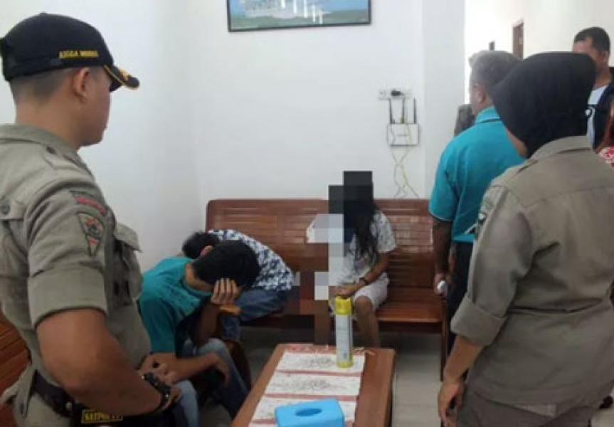 Kakak Beradik Terciduk Ngamar Bareng Pacar di Hotel ‘Melati’