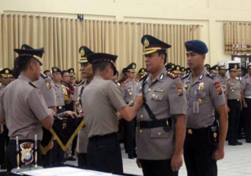 Kapolda Riau Pimpin Sertijab Kapolres Bengkalis dan Rohul di Mako Brimob