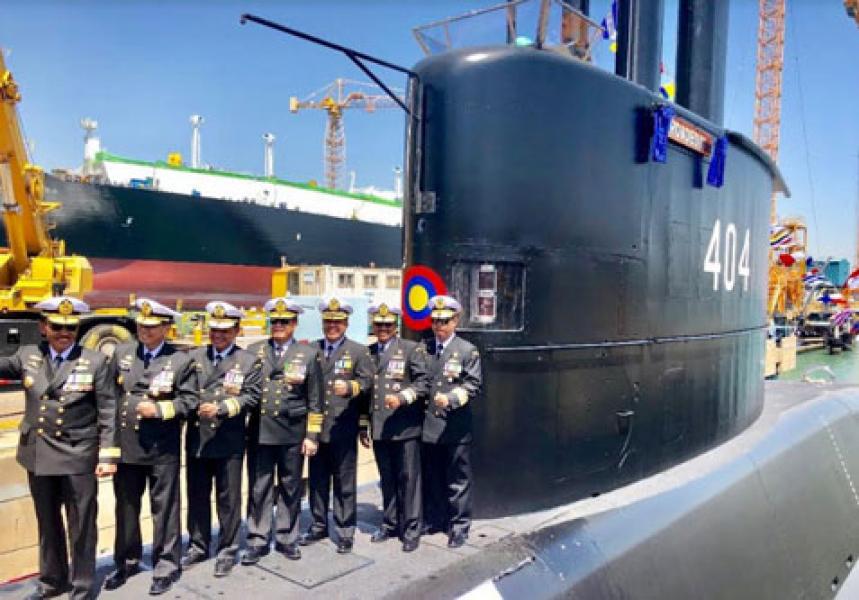 Panglima TNI Serahkan KRI Ardadedali-404 Ke TNI AL