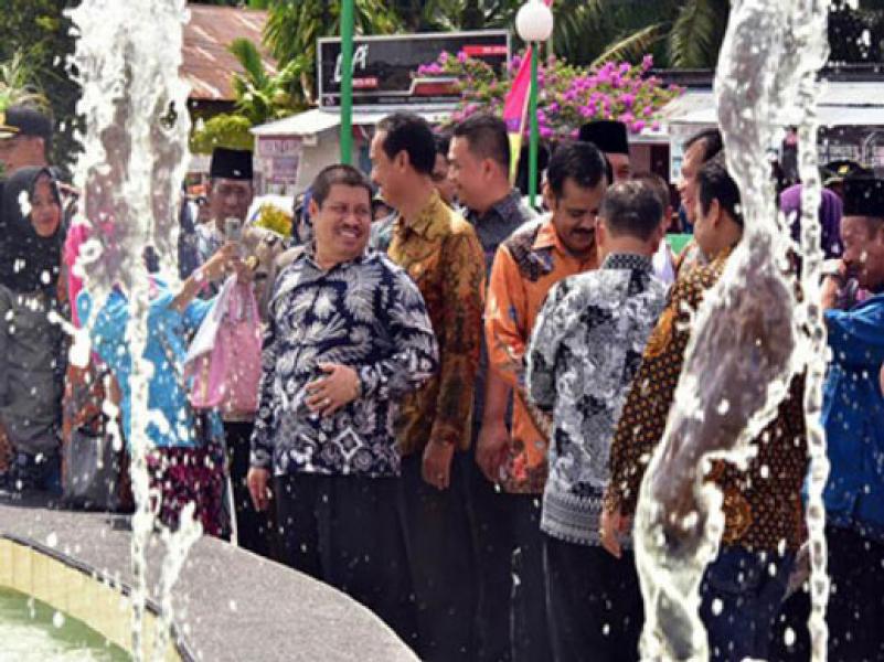 Resmikan Taman Kota RTH Kecamatan Pinggir, Bupati Bengkalis: Jaga RTH Dari Tangan Jahil