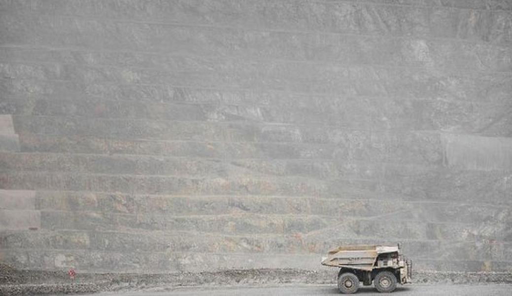 Kecelakaan Terjadi di Tambang Freeport, Dua Karyawan Hilang