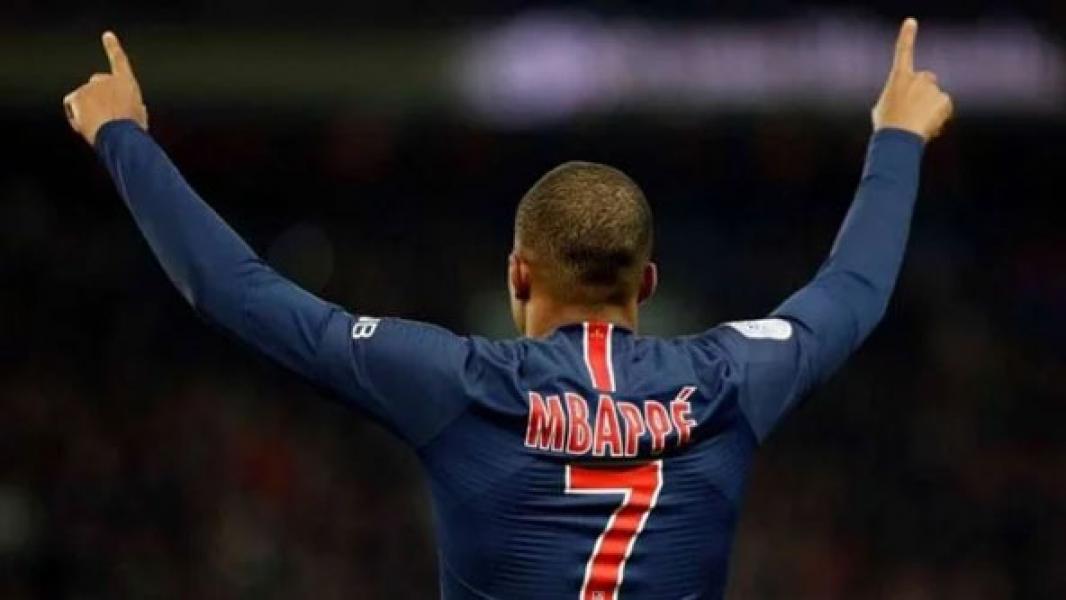 Mbappe Ternyata Lebih Mengerikan Ketimbang Messi