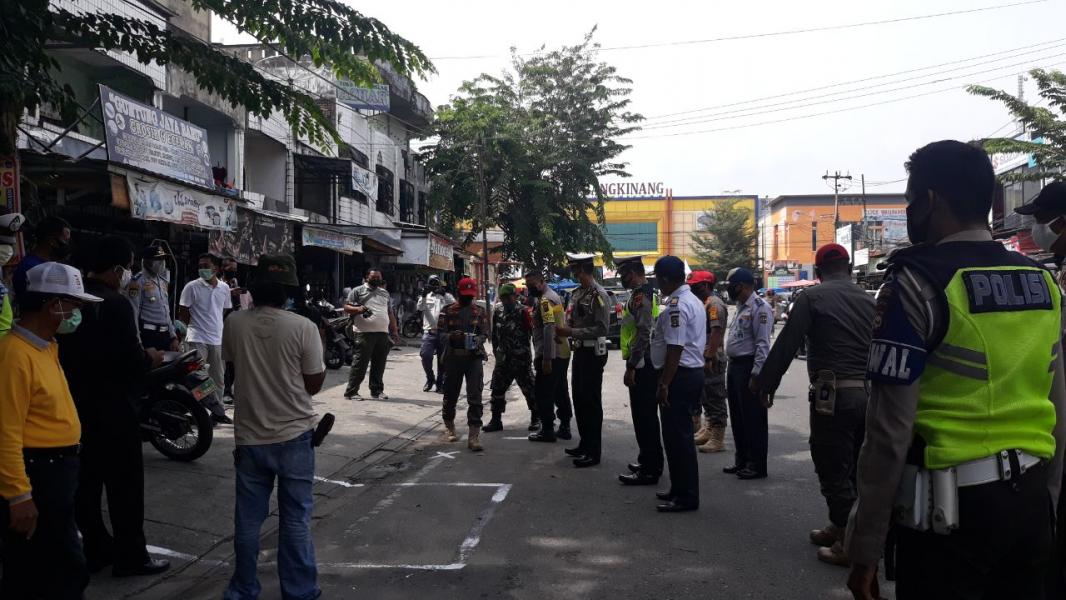 Cegah Penyebaran Virus Corona, Tim Gabungan Patroli Keliling Kota Bangkinang