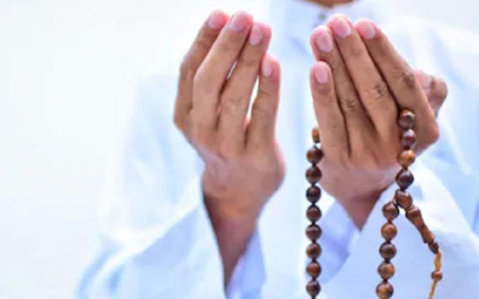 Doa Qunut Nazilah Lengkap dengan Artinya