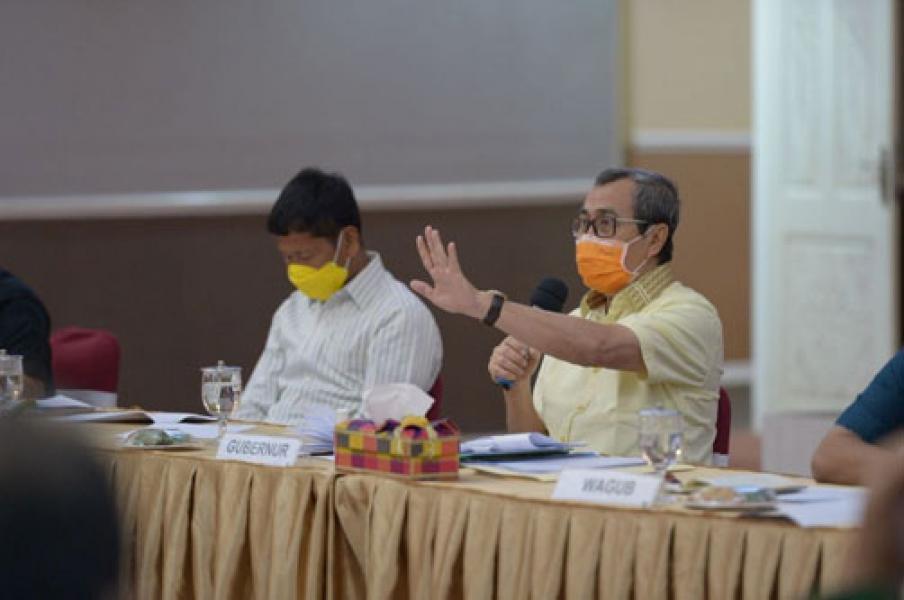 Gubri Intruksikan Bupati/Walikota Soal Pembatasan Masyarakat untuk Percepatan Penanganan Covid-19