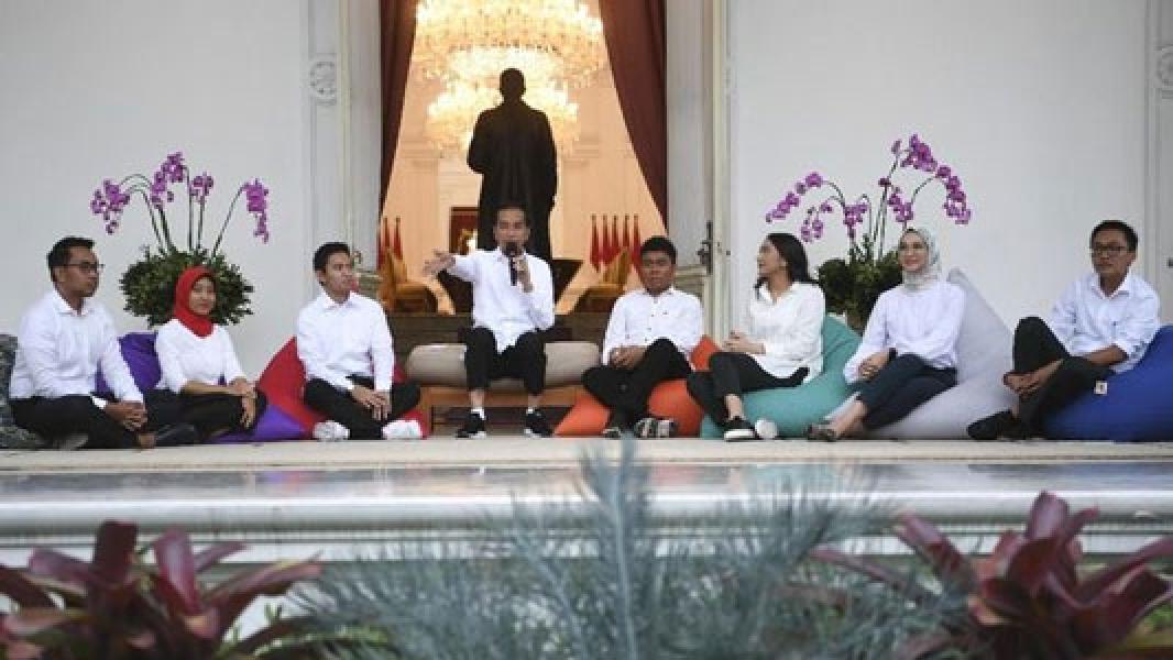 Jokowi Belum Cari Pengganti Dua Stafsus yang Mundur