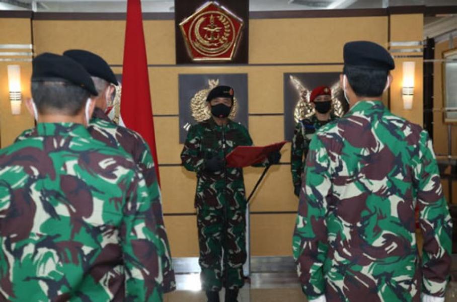 Panglima TNI Pimpin Sertijab Kepala Badan Pembinaan Hukum