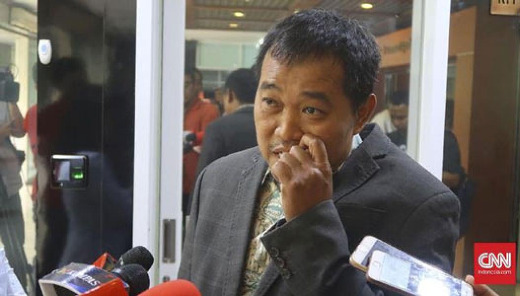 Penggugat Perppu Corona: Pejabat bak Manusia Setengah Dewa