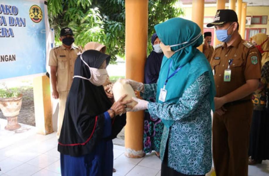 Peringati Hari Kartini, Rasyidah Alfedri Ajak Kaum Perempuan di Siak Inovatif dan Peduli