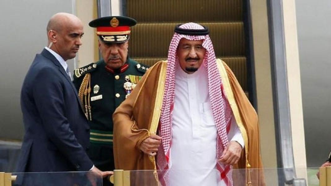 Raja Salman Diisolasi, 150 Anggota Kerajaan Saudi Terinfeksi?
