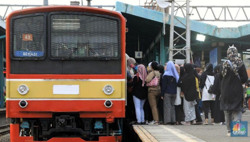 Usul Anies Dkk Ditolak, KRL Tetap Beroperasi Sesuai PSBB