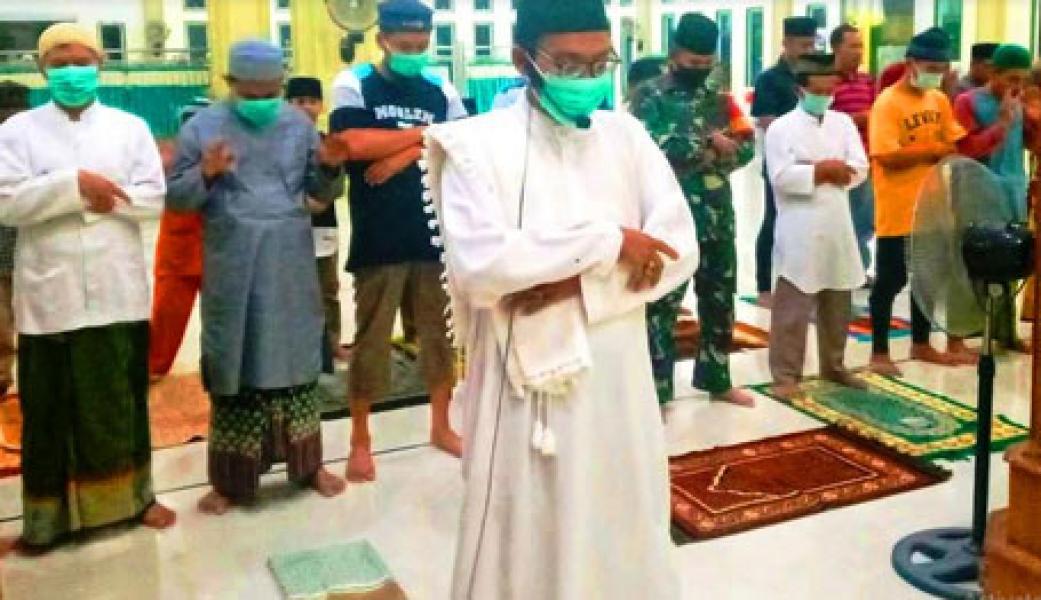 Koramil 11 Tambusai Bersama Warga Laksanakan Sholat Ghaib Gugurnya 53 Prajurit TNI
