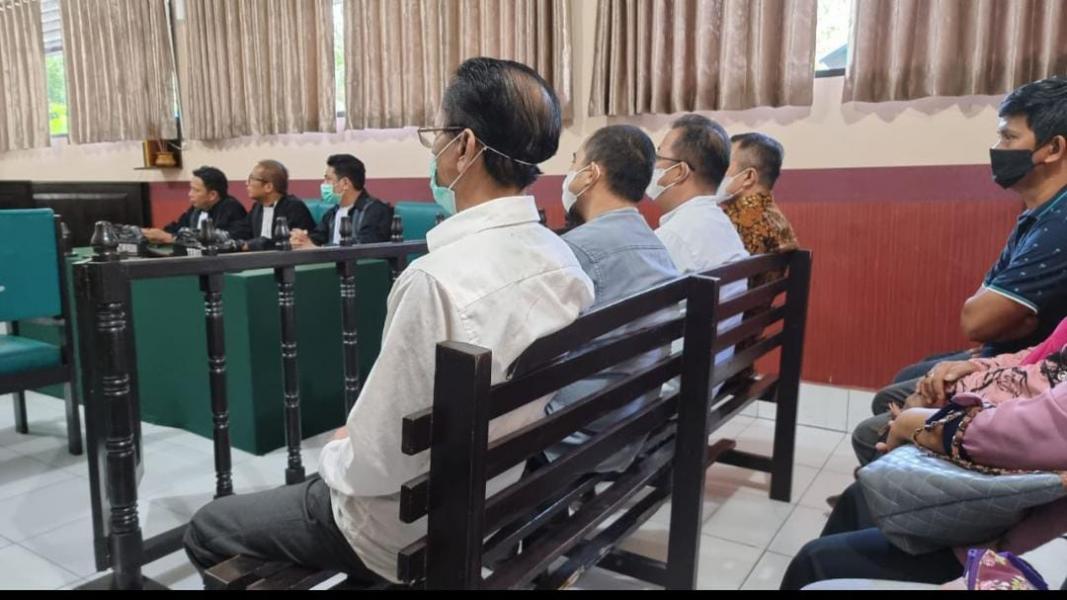 Majelis Hakim Vonis 4 Tahun Penjara Pemalsu Tanda Tangan Mendag