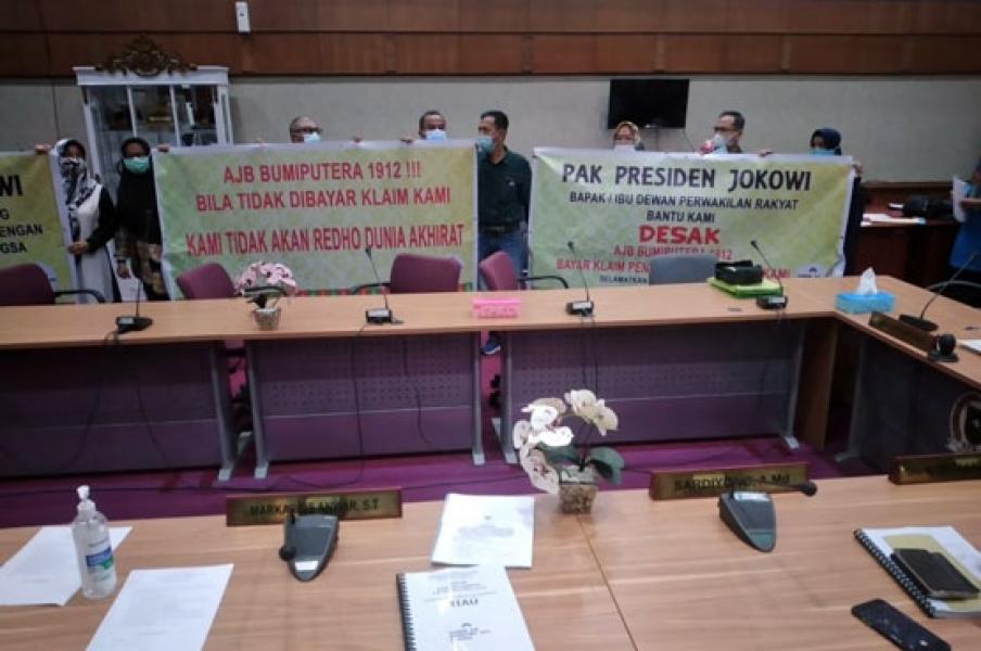 Pemerintah Diminta Carikan Solusi Korban Nasabah AJB Bumiputera
