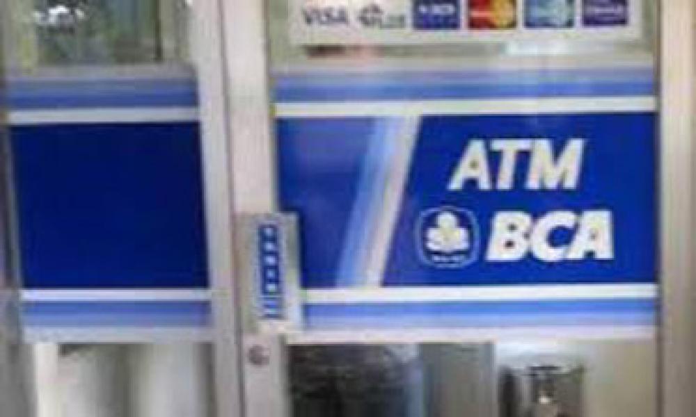 ATM BCA Nyaris Dibobol Maling
