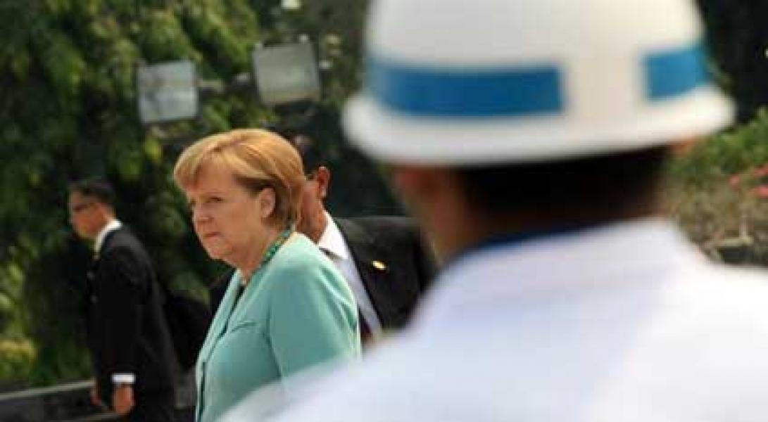 Angela Merkel Teratas di Daftar 100 Perempuan Berkuasa