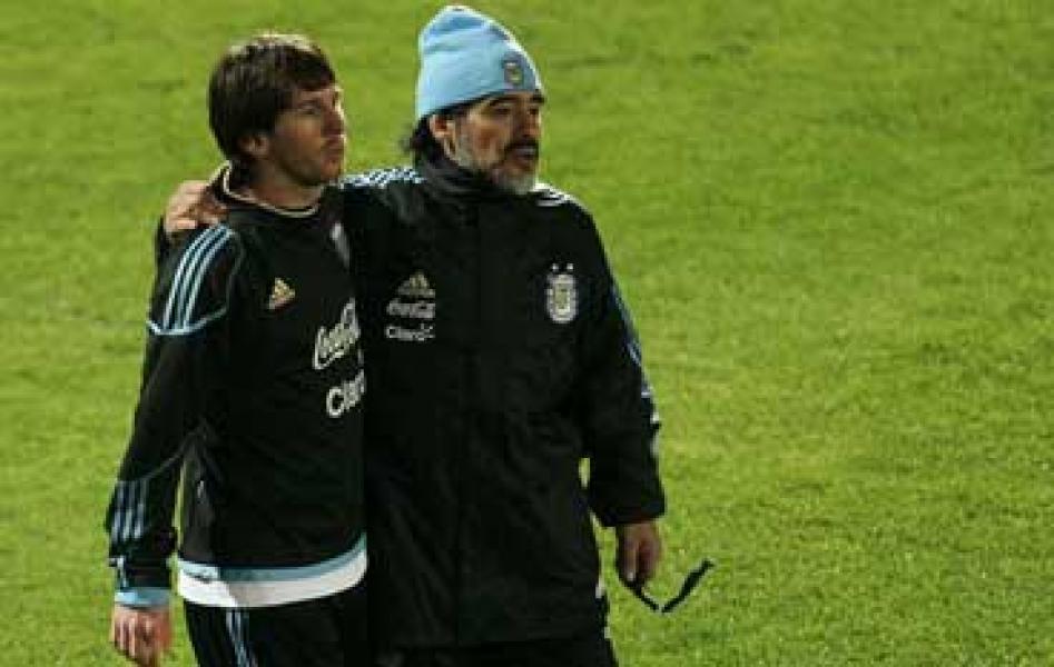 Bandingkan Saya dengan Maradona Saat Kami Juara