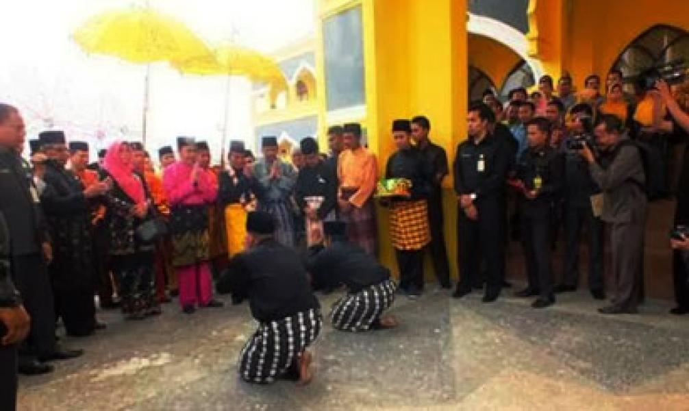 Berbudaya Melayu Adalah Payung Negeri
