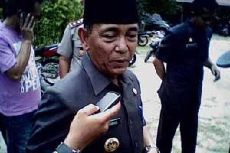 Bupati Ingatkan PNS Tak Tambah Libur